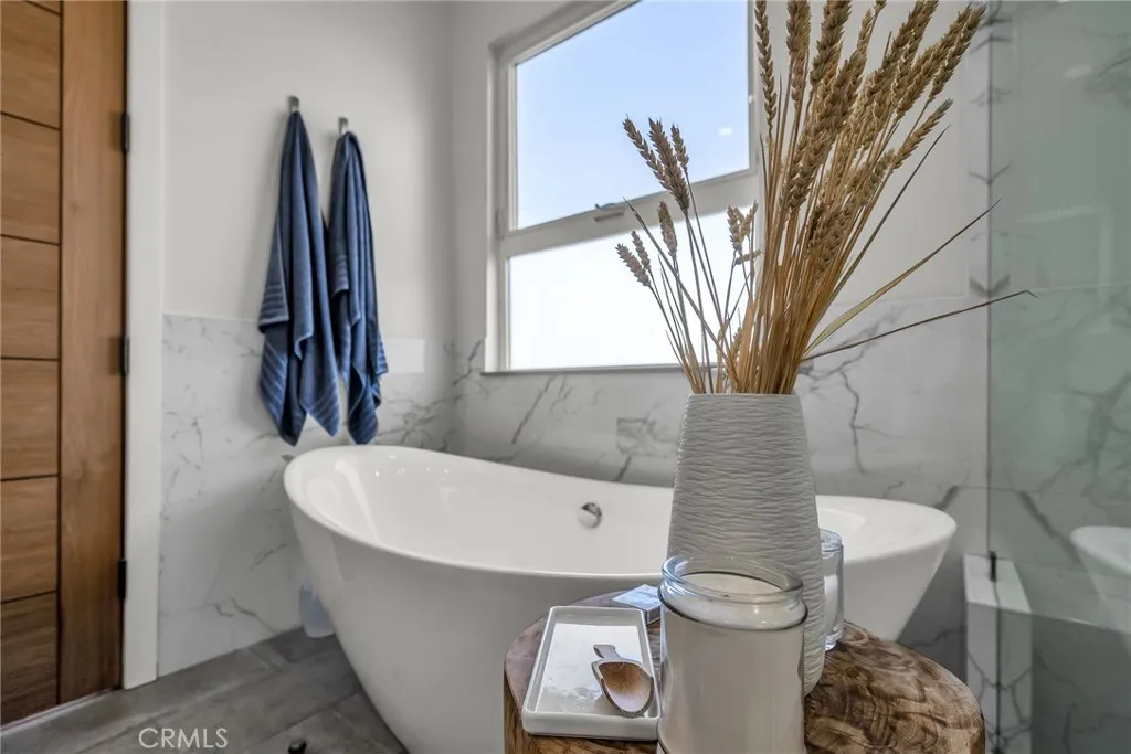 Additional image 63 of 130 S Prospect Ave Unit A, Redondo Beach, CA 90277