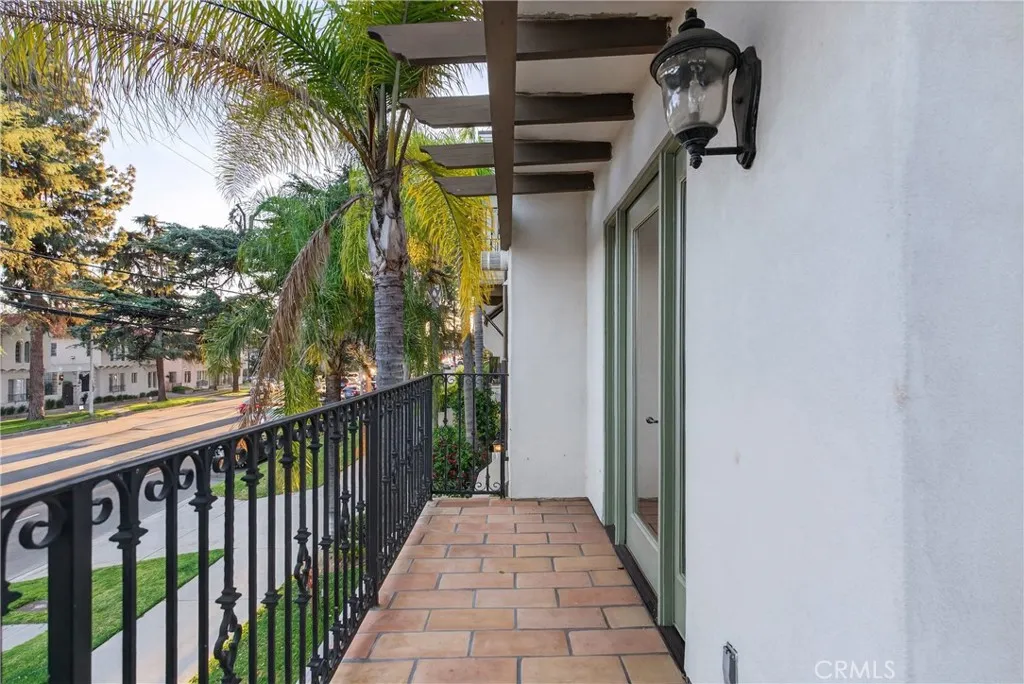 Additional image 101 of 4301 Los Feliz Blvd Unit 12, Los Angeles, CA 90027