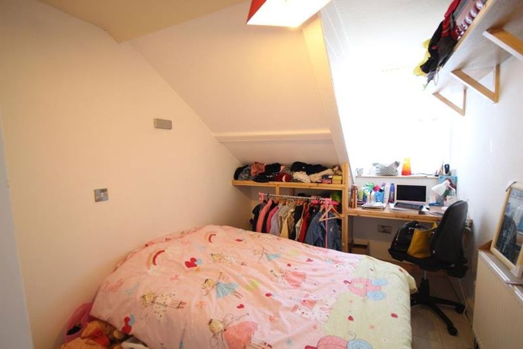 5 bed shared accommodation to rent5 Bed Flat, (Flat 2) Cae'r Gôg Terrace SY23 photo 5