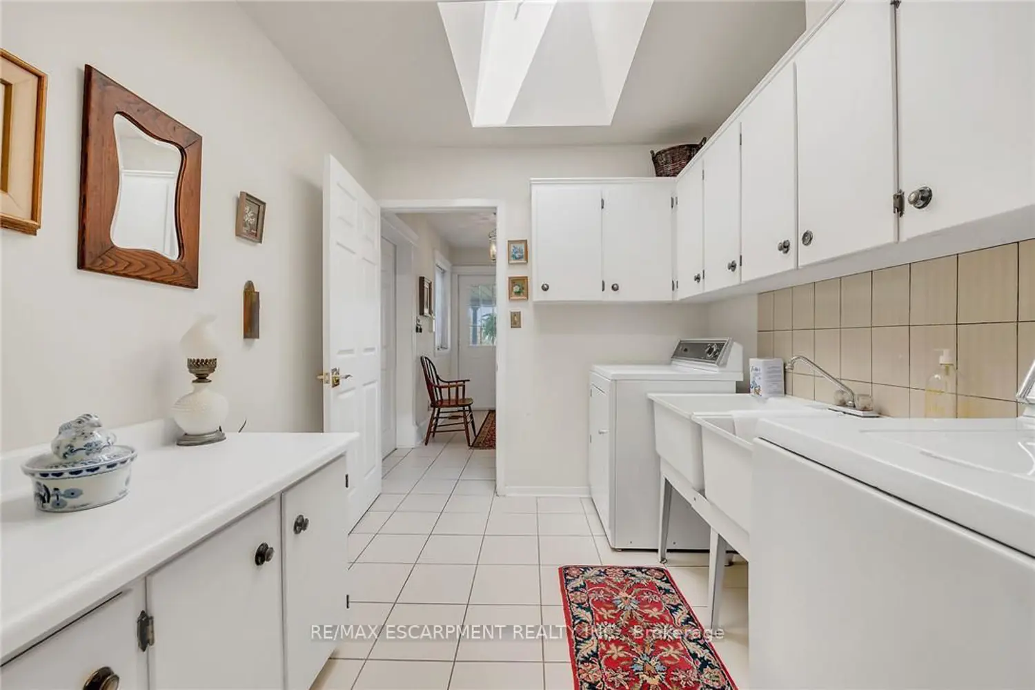 Additional image 10 of 5581 King Street