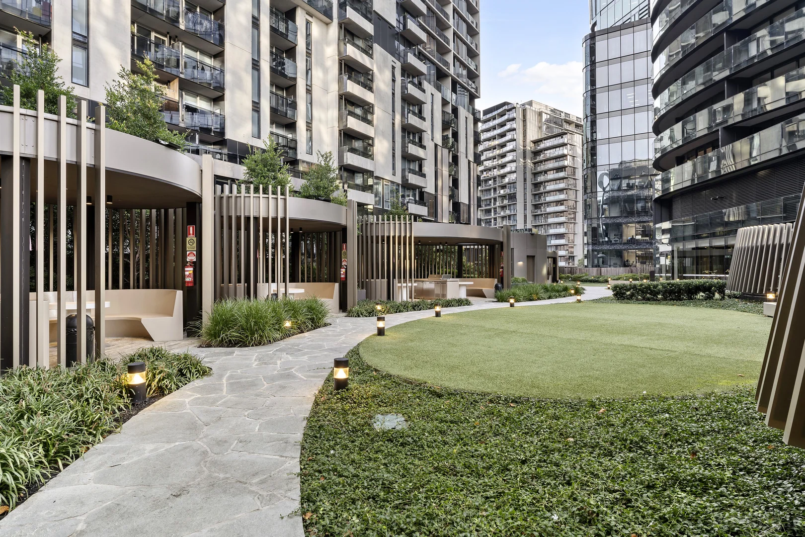 Additional image 26 of 2404/1 Almeida Crescent, South Yarra VIC 3141