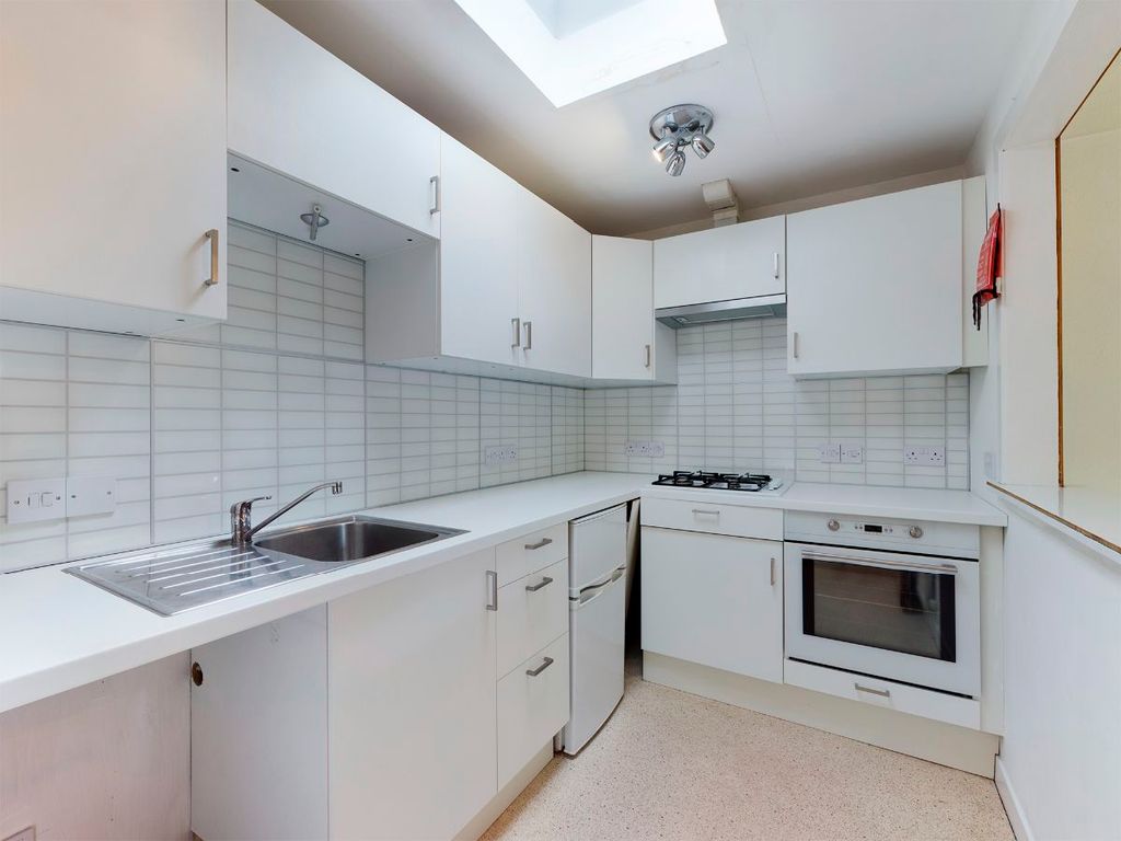 Additional image 4 of 1 bed flat to rentHigh Street, Biggar ML12