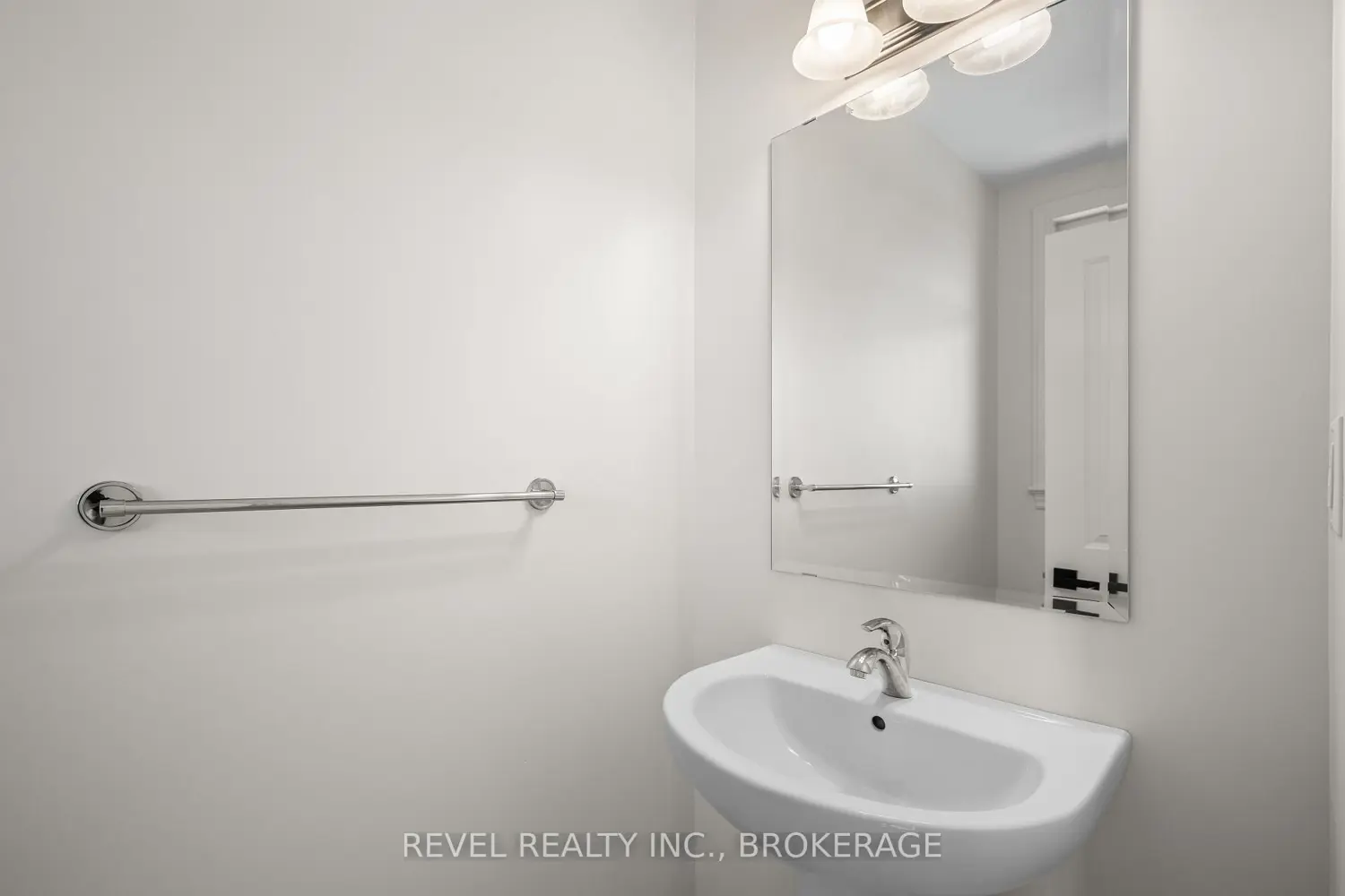 Additional image 2 of 456 Buckthorn Drive