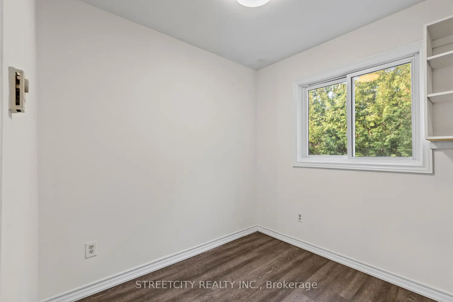 Additional image 6 of 577 Third Street 36