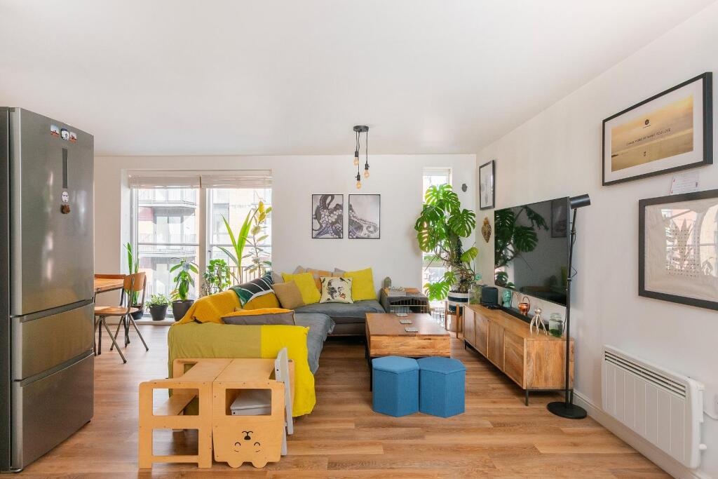 Additional image 4 of 2 Bed Flat, Swann House, BS1, N1 7GU