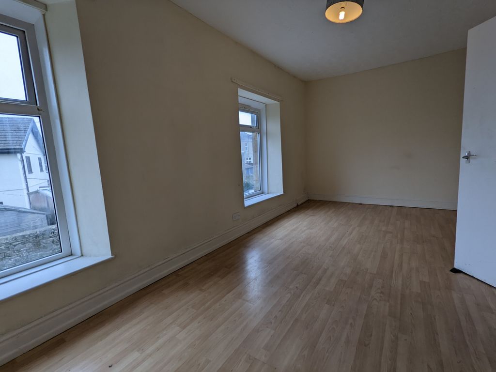 Additional image 3 of 1 bed flat to rentAshgrove, Pontyberem, Llanelli SA15