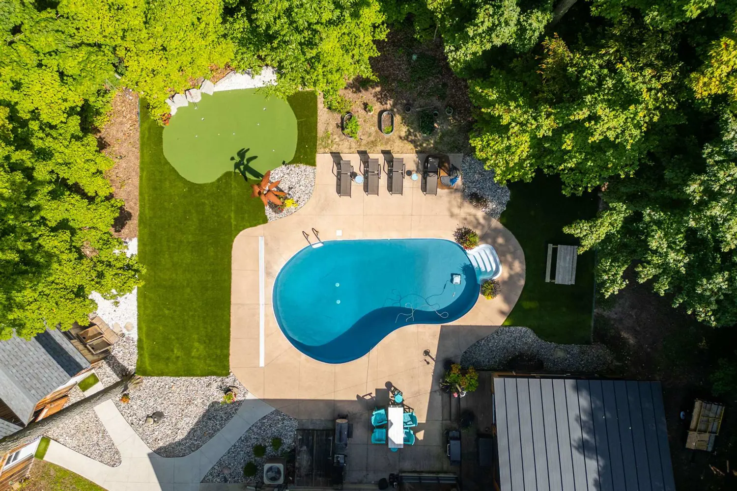 Additional image 19 of 5252 Egremont Road