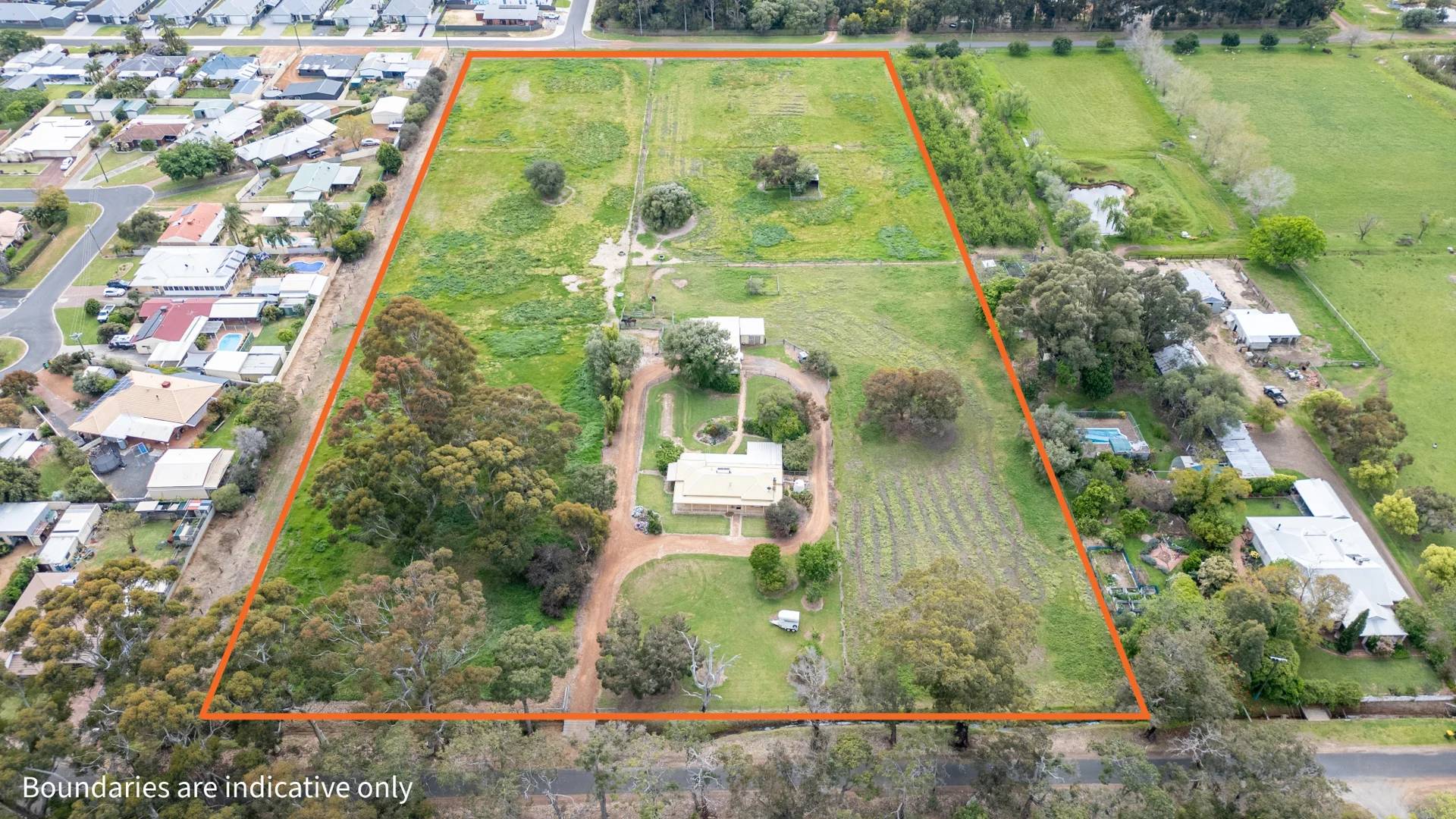 54 Hutchinson Road, Burekup WA 6227