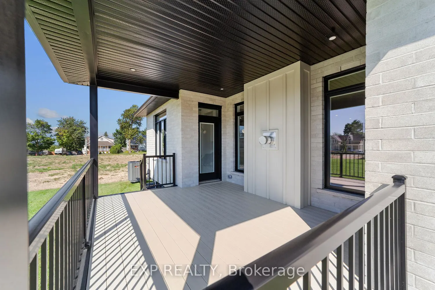 Additional image 8 of 420 Erie Street