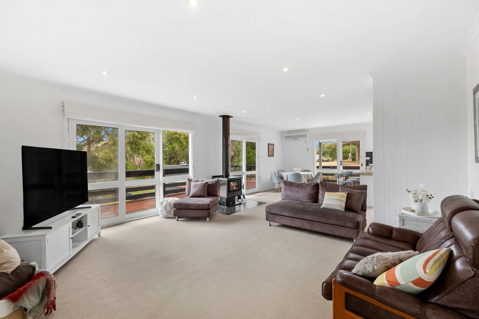 Additional image 2 of 33 Old Coach Road, Moggs Creek VIC 3231