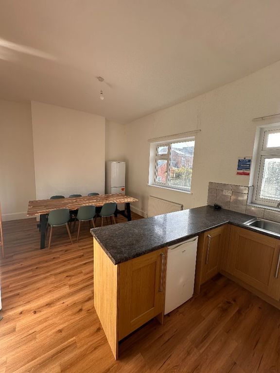 Additional image 6 of 3 bed flat to rentRegent Street, Leamington Spa CV32