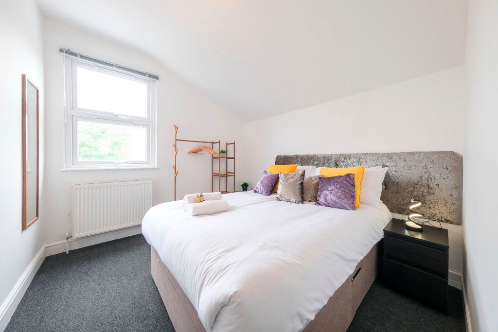 Additional image 46 of 5 bed semi-detached house to rentDouglas Road, Horfield, Bristol BS7