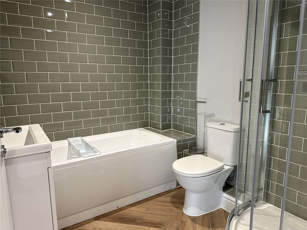 Additional image 2 of 2 bed flat to rentWood Street, Taunton, Somerset TA1