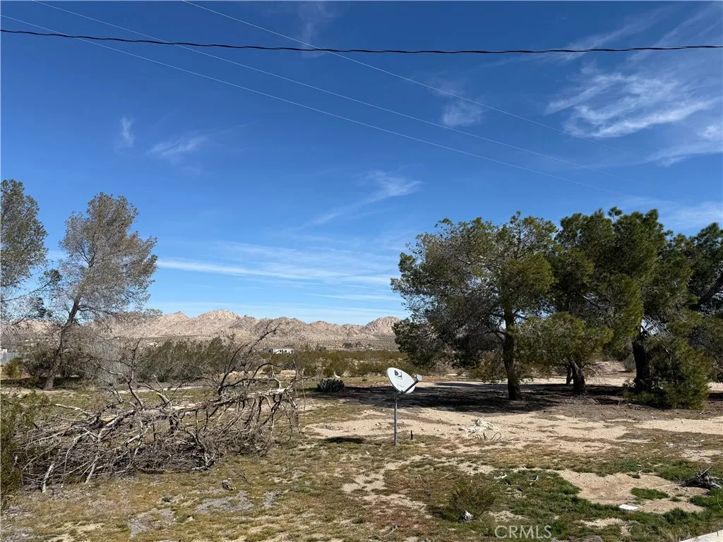 Additional image 16 of 10248 Cavetto Rd, Lucerne Valley, CA 92356