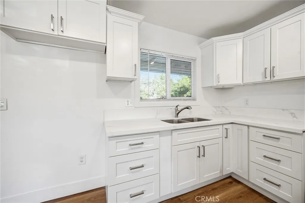 Additional image 12 of 755 H St, Parlier, CA 93648