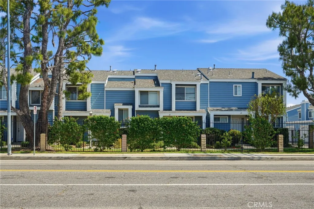 Additional image 64 of 15735 Nordhoff Street Unit 11, North Hills, CA 91343