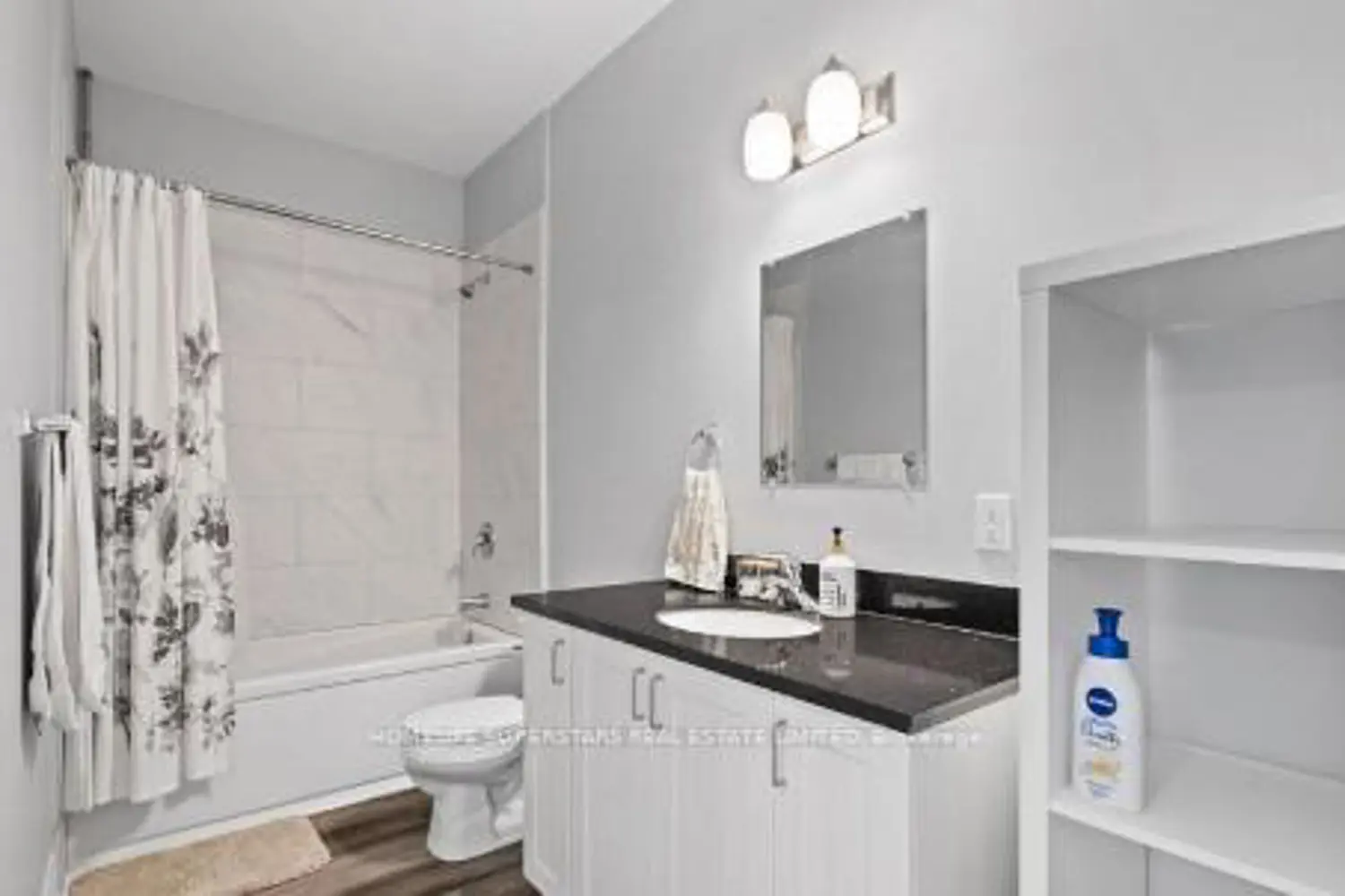 Additional image 9 of 501 Frontenac Street 104