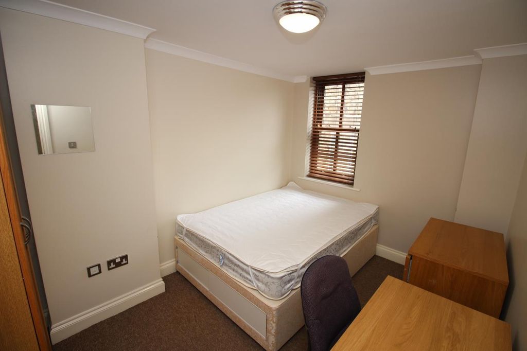 Additional image 11 of 5 bed terraced house to rentSwinburn Place, Newcastle Upon Tyne, Tyne And Wear NE4