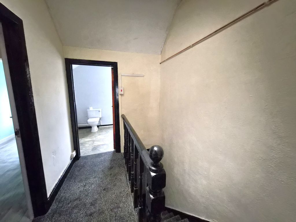 Additional image 2 of 1 bed flat to rentCommercial Street, Caerphilly CF83