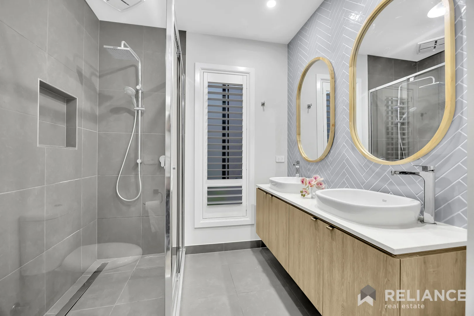 Additional image 3 of 13 Treviso Street, Fraser Rise VIC 3336