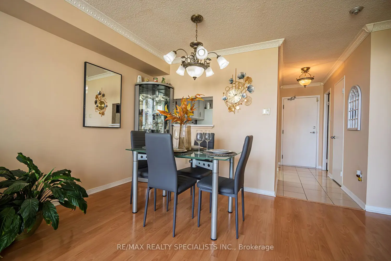 Additional image 10 of 75 King Street 703