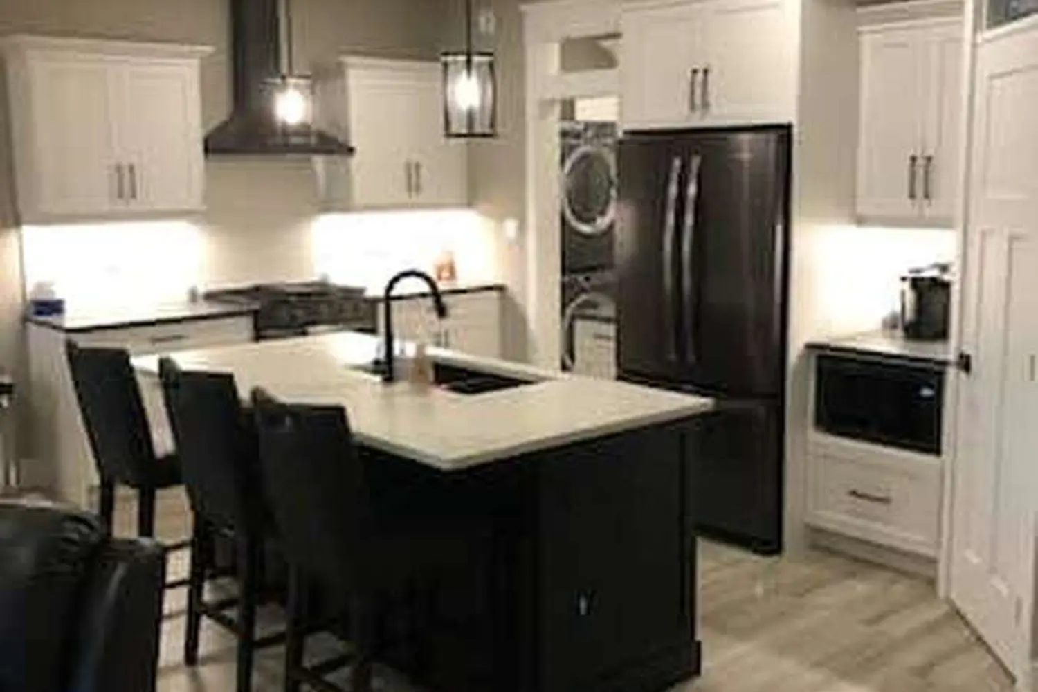 Additional image 4 of 2 Creek Side Place