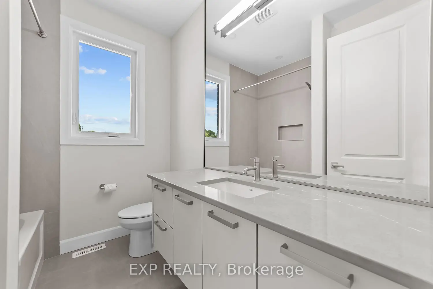 Additional image 6 of 421 Ontario Street