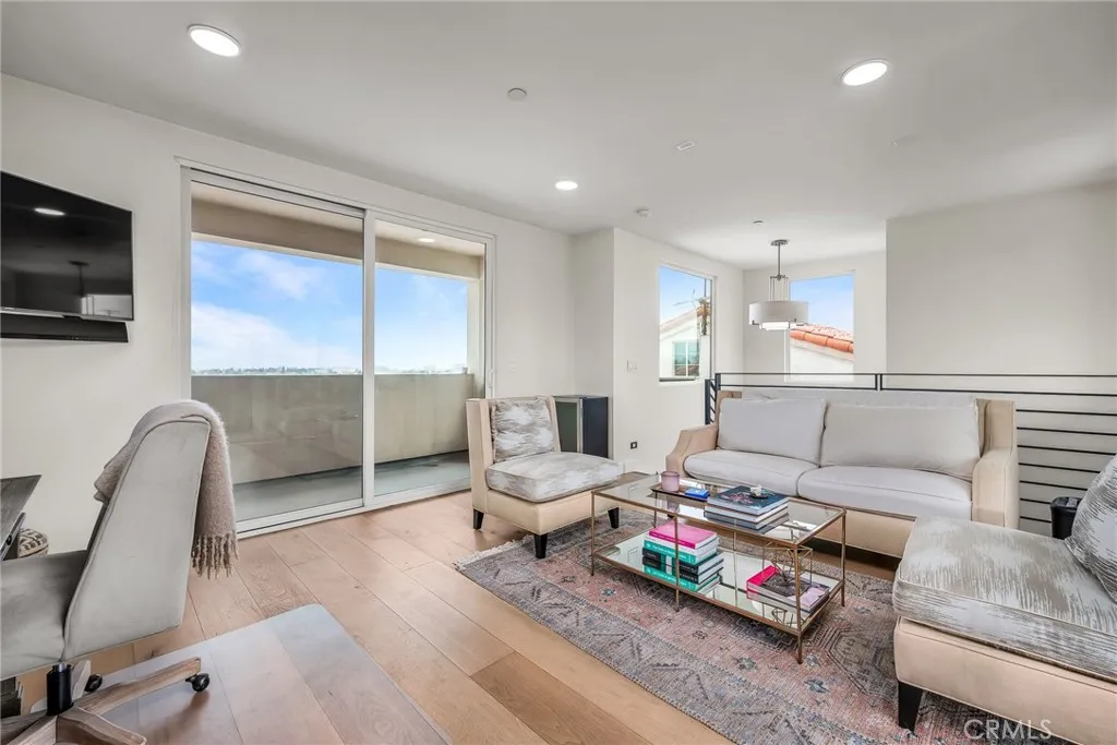 Additional image 74 of 130 S Prospect Ave Unit A, Redondo Beach, CA 90277