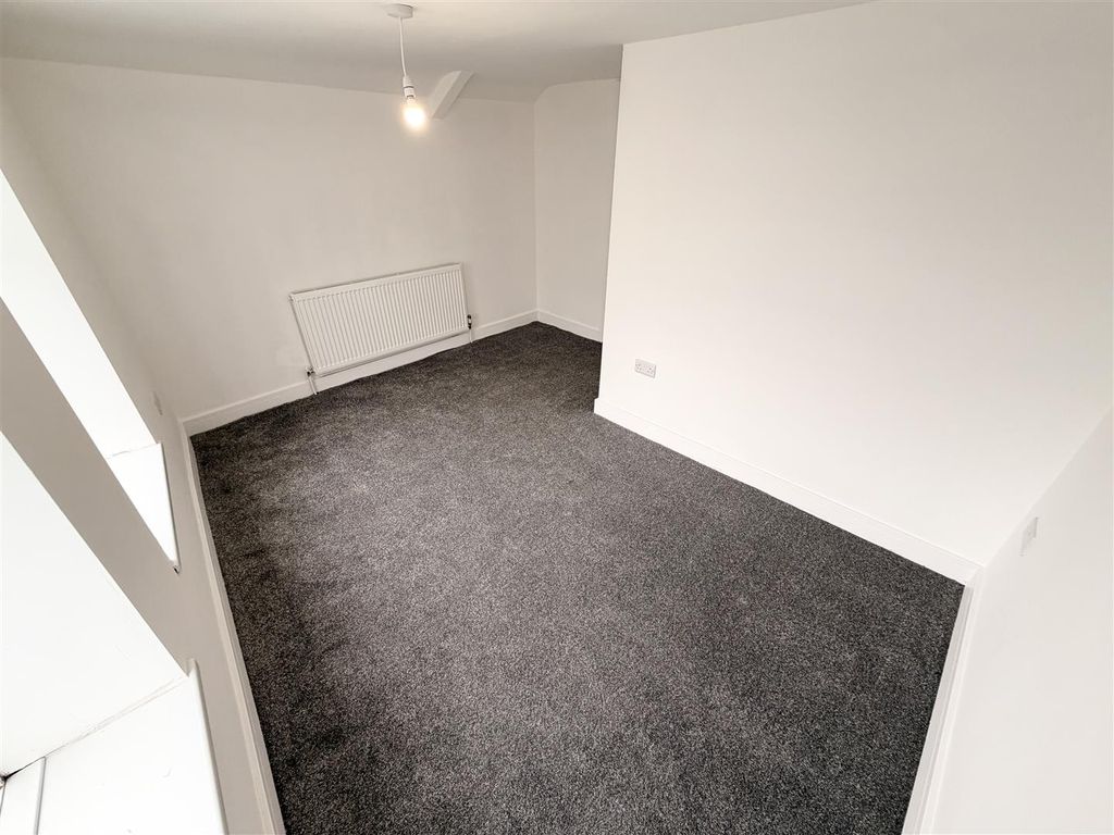 Additional image 6 of 2 bed semi-detached house to rentYstrad Road, Pentre CF41