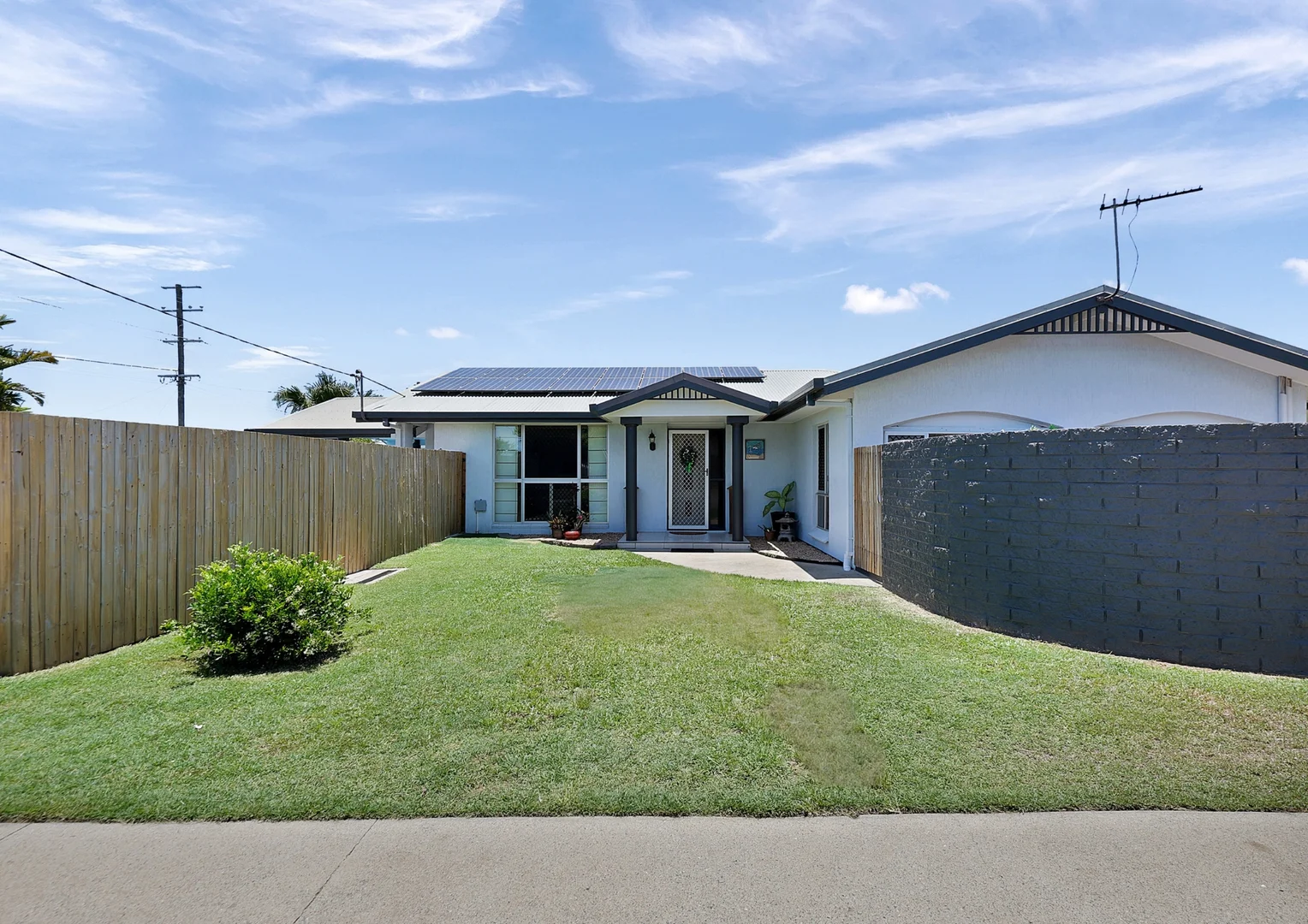 Additional image 3 of 1 Deguara Drive, Beaconsfield QLD 4740