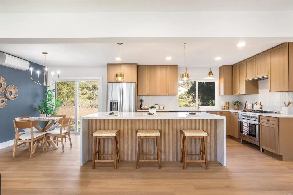 Additional image 6 of 3810 sierra Morena ave, Carlsbad, CA 92010