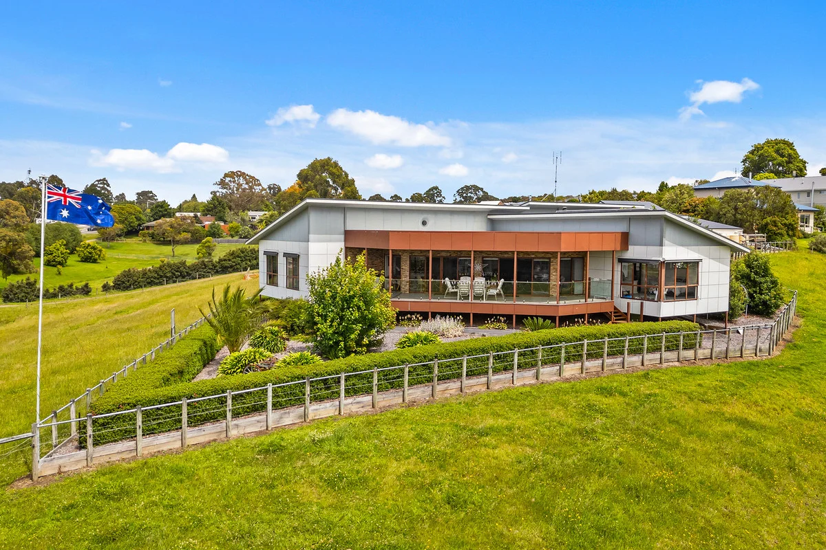 37 Georges Terrace, Swan Reach VIC 3903