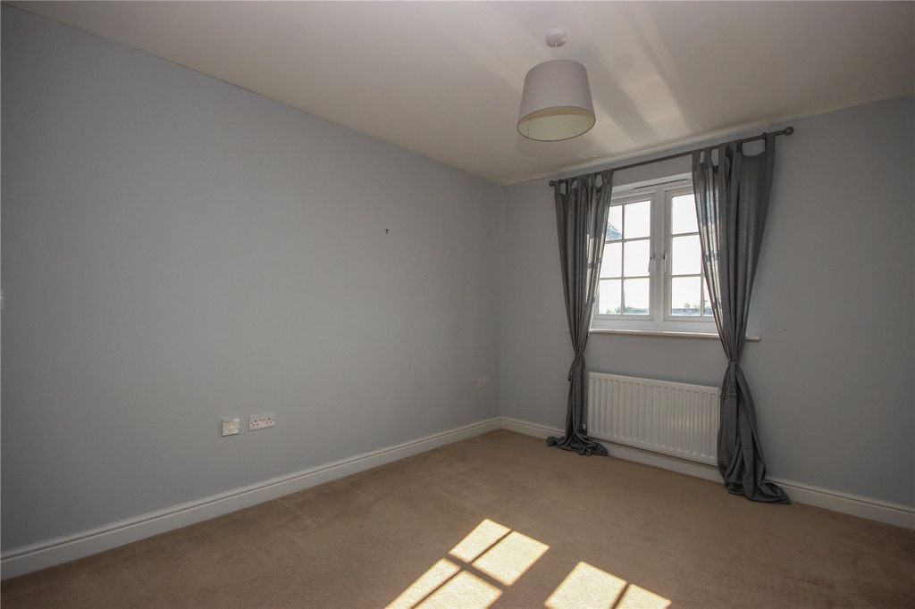 2 bed shared accommodation to rentDanby Street, Cheswick Village, Bristol BS16 photo 4