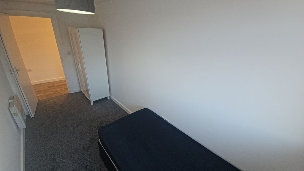 Additional image 16 of 4 bed flat to rentChapel Street, Luton LU1