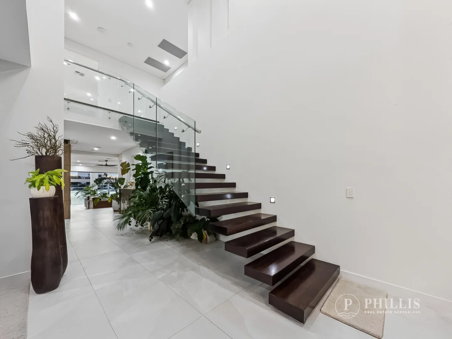 Additional image 52 of 86 Royal Albert Crescent, Sovereign Islands QLD 4216