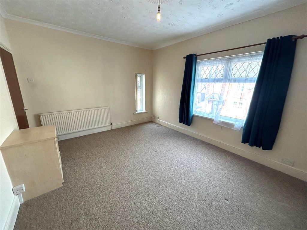 Additional image 20 of 4 bed end terrace house to rentGolf Road, New Inn, Pontypool NP4