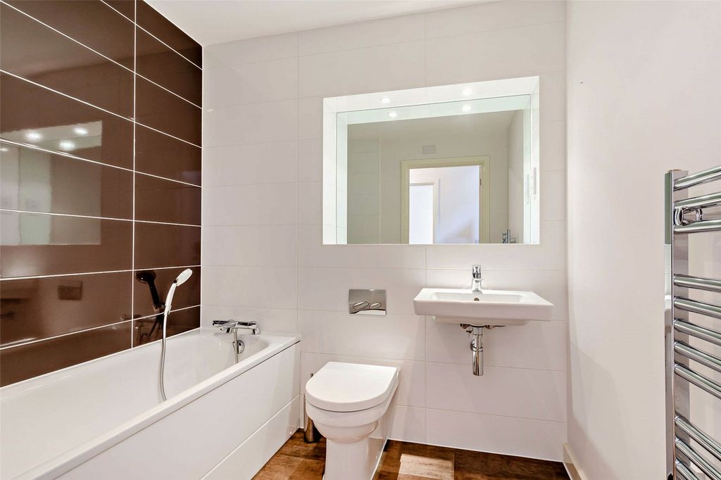 Additional image 11 of 3 bed flat to rentGlenalmond Avenue, Cambridge CB2