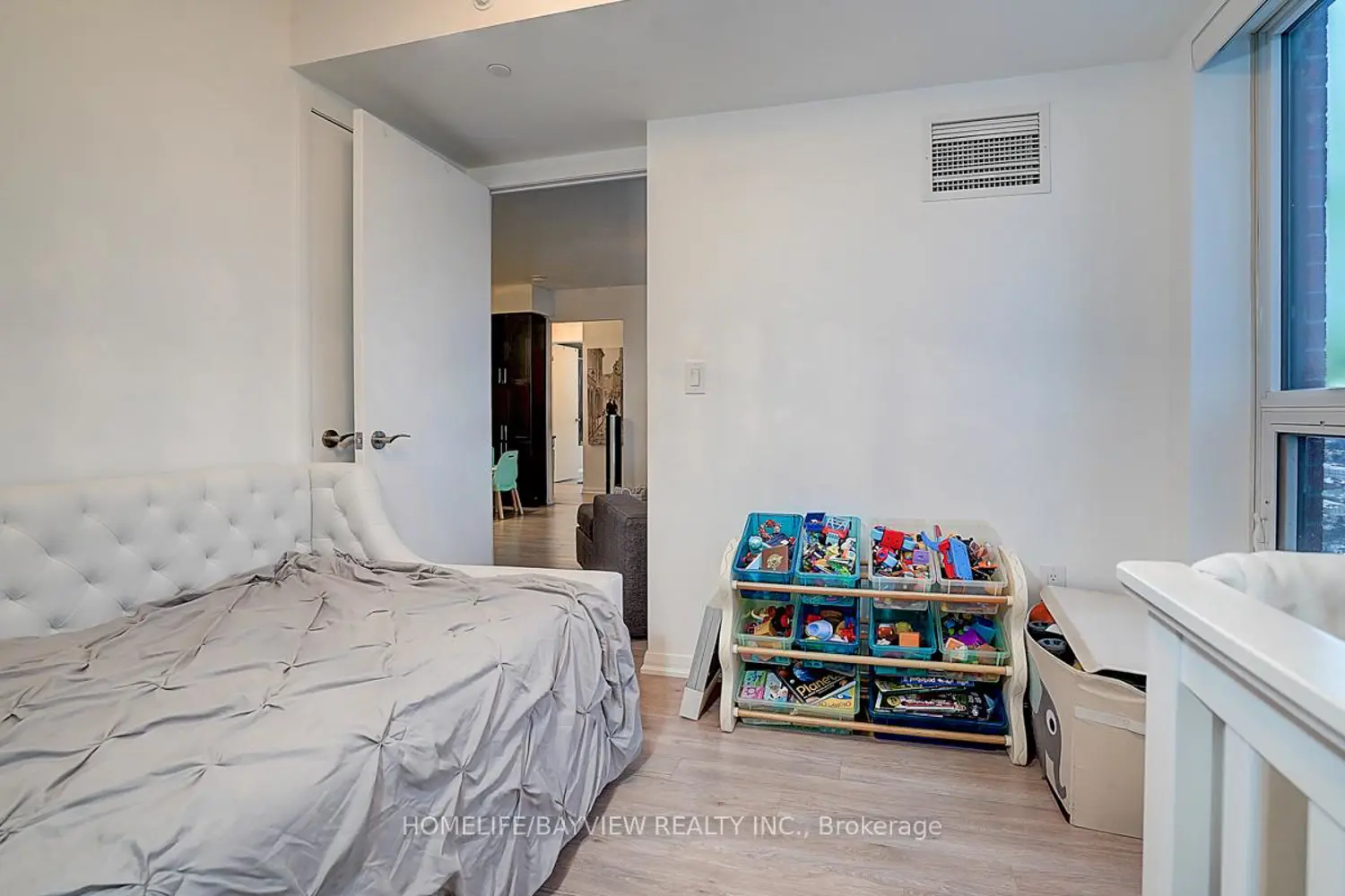 Additional image 13 of 830 Lawrence Avenue 2204