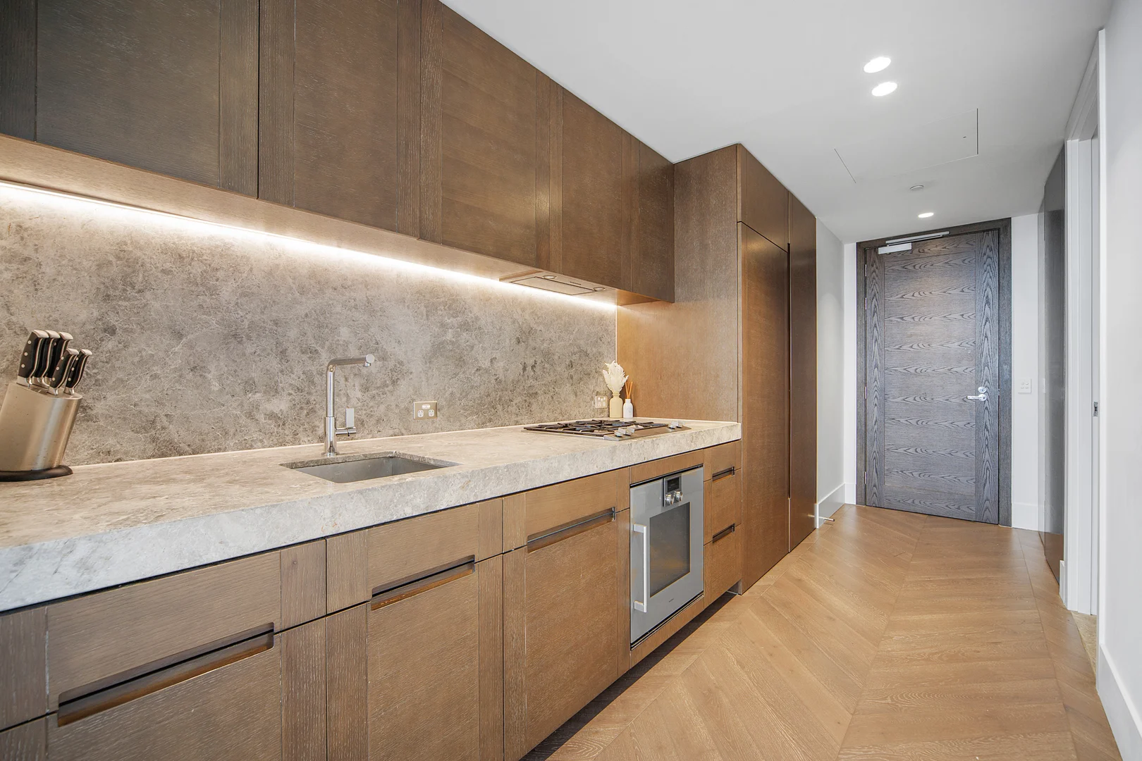 Additional image 4 of 906/243 Toorak Road, South Yarra VIC 3141