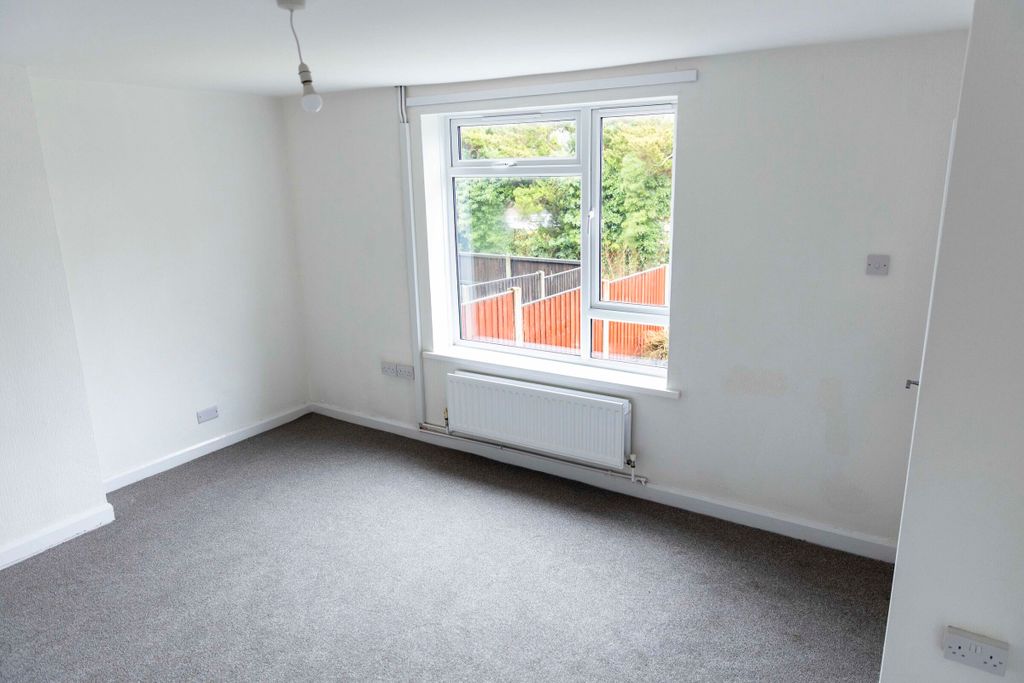 Additional image 12 of 3 bed semi-detached house to rentHarp Lane, Telford TF4