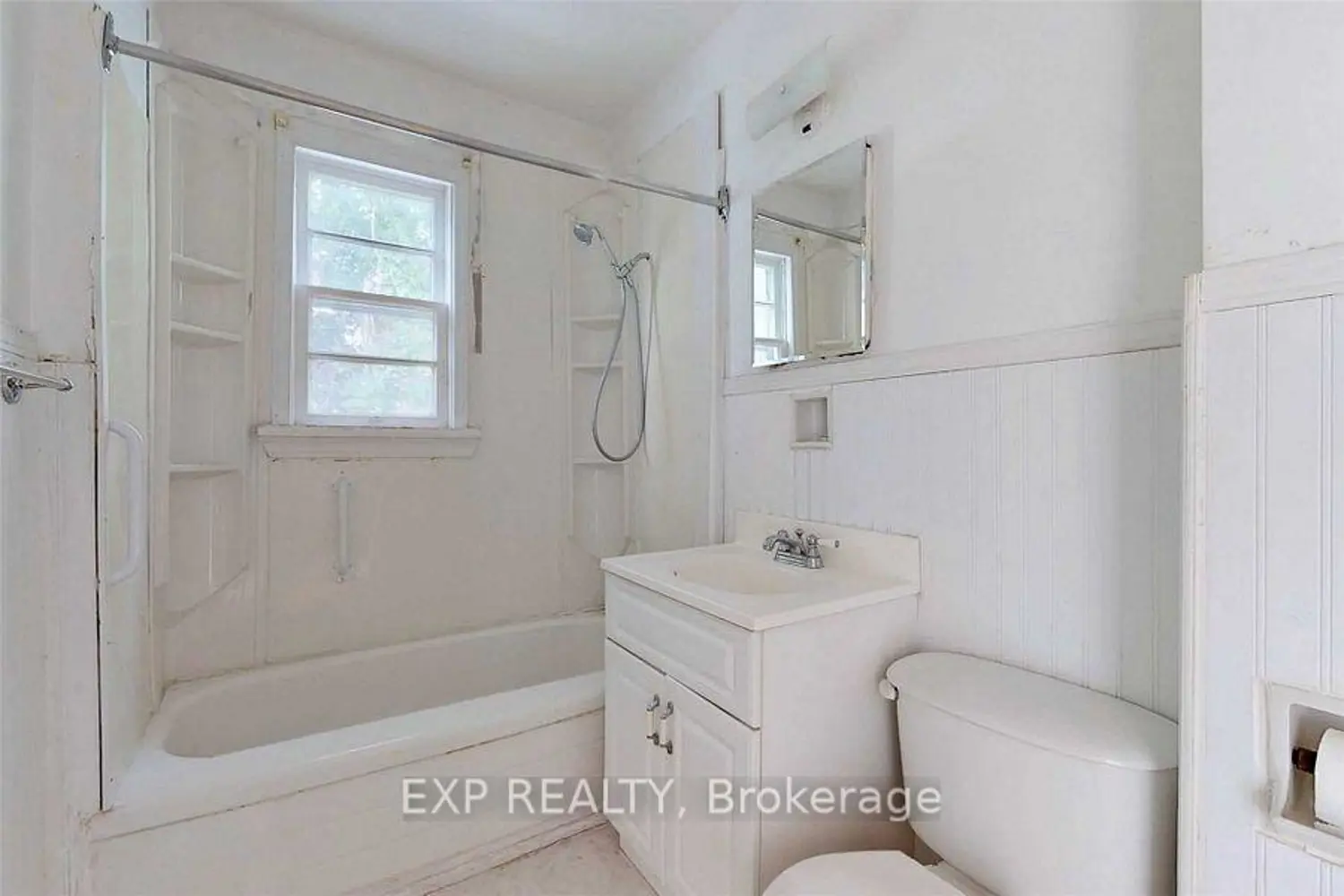 Additional image 14 of 563 Devon Avenue