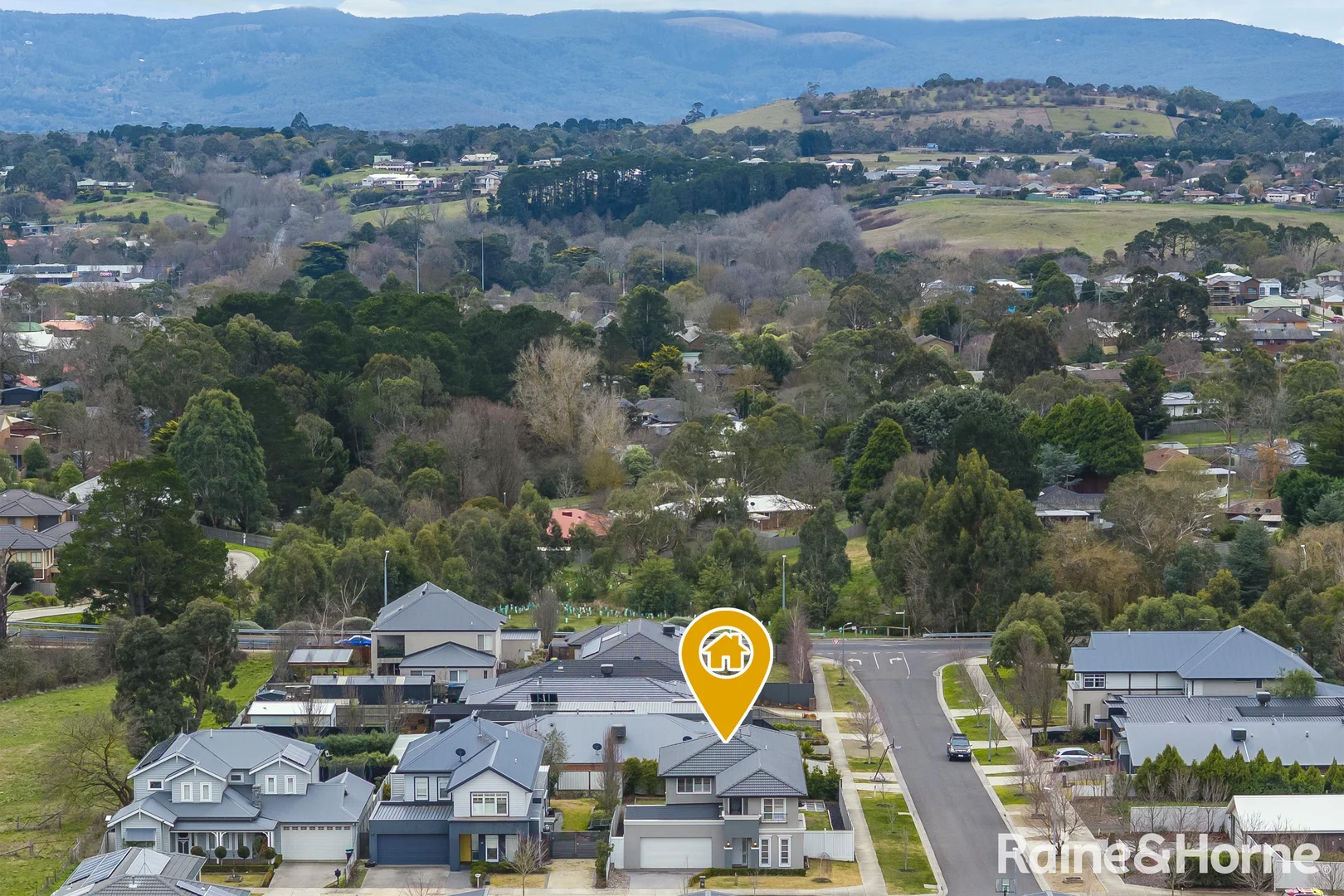 Additional image 33 of 12 Manassa Drive, Gisborne VIC 3437