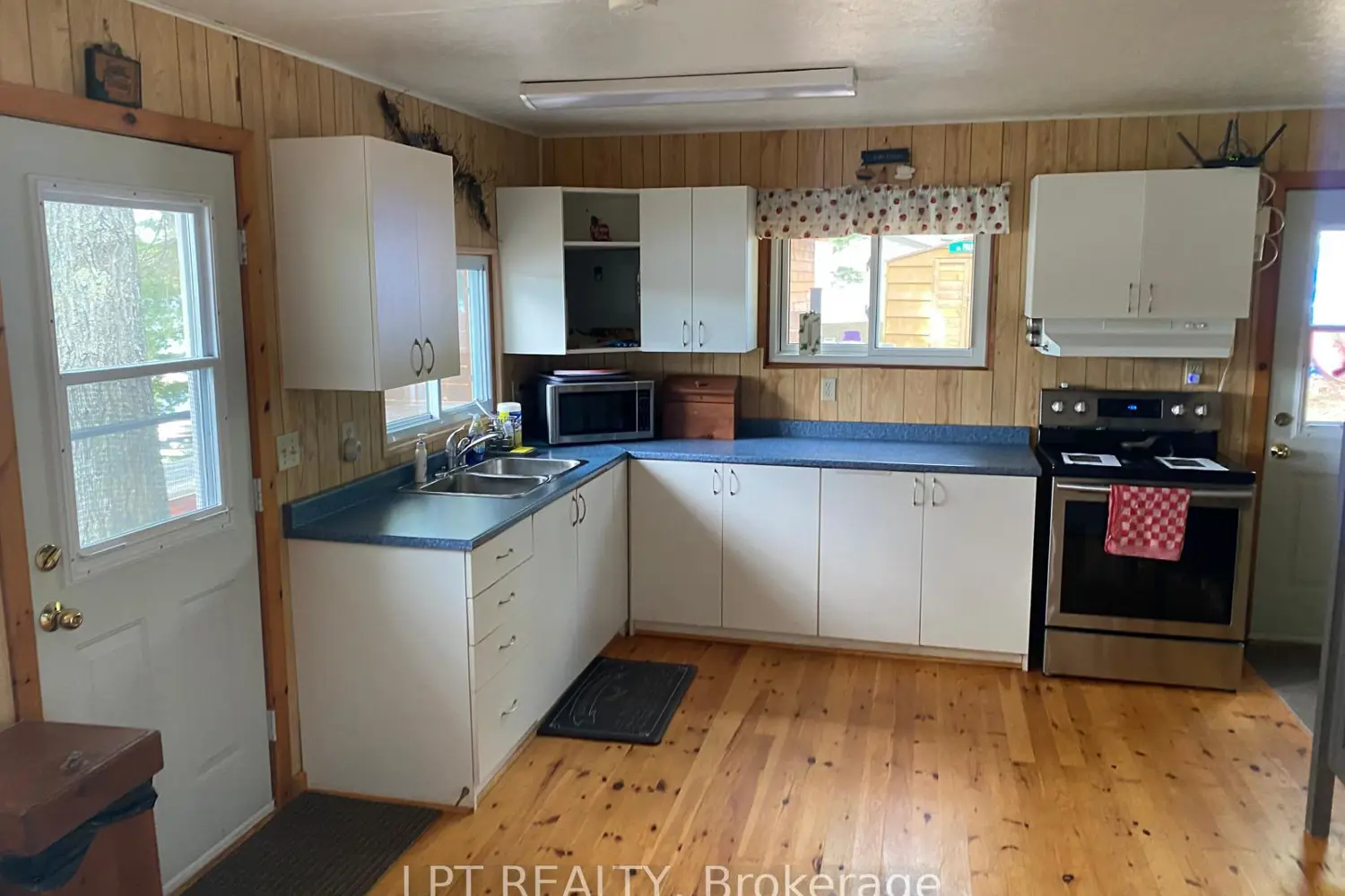 Additional image 10 of 385 Porcupine Way