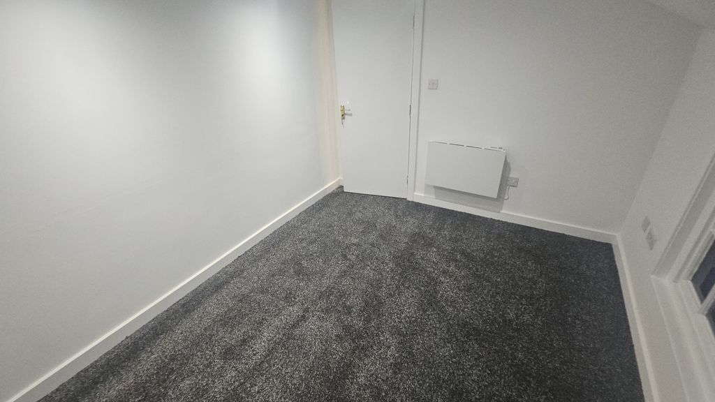 Additional image 6 of 2 bed flat to rentChapel Street, Luton LU1