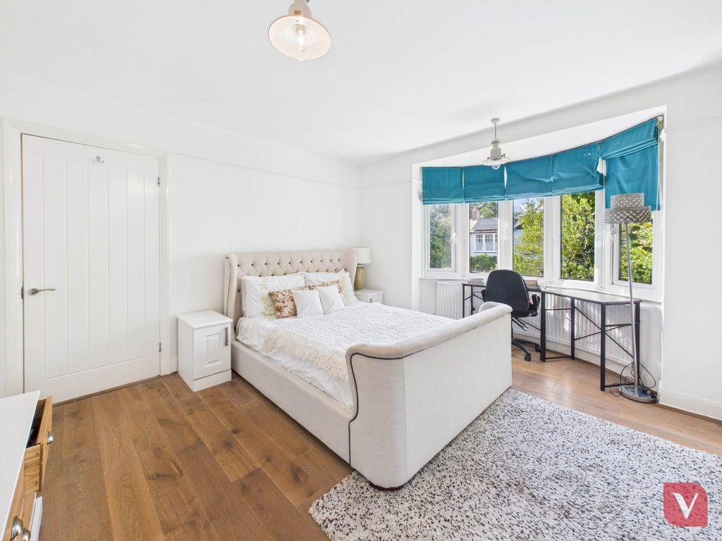 Additional image 12 of 5 bed property to rentCompton Avenue, Luton LU4