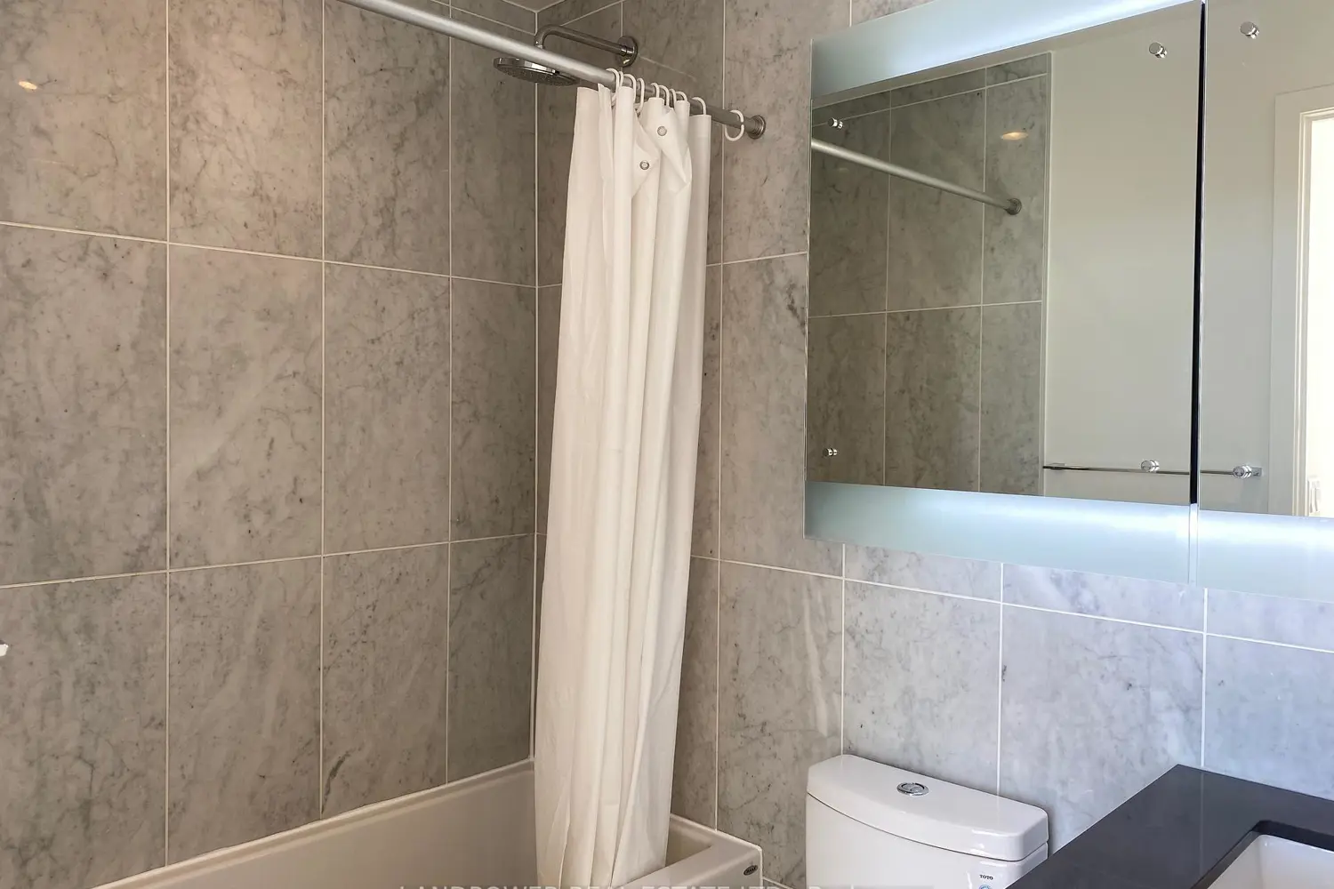 Additional image 9 of 115 Mcmahon Drive Ph 10