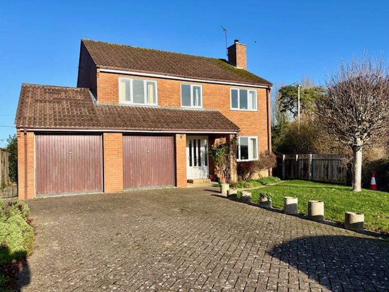 4 bed detached house to rentPoynder Place, Calne SN11