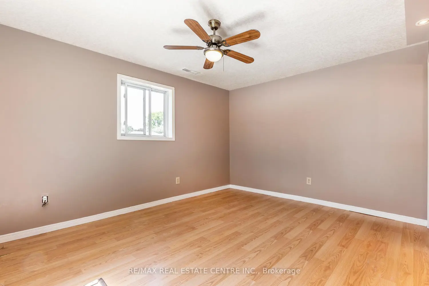 Additional image 12 of 104 Oakwood Avenue