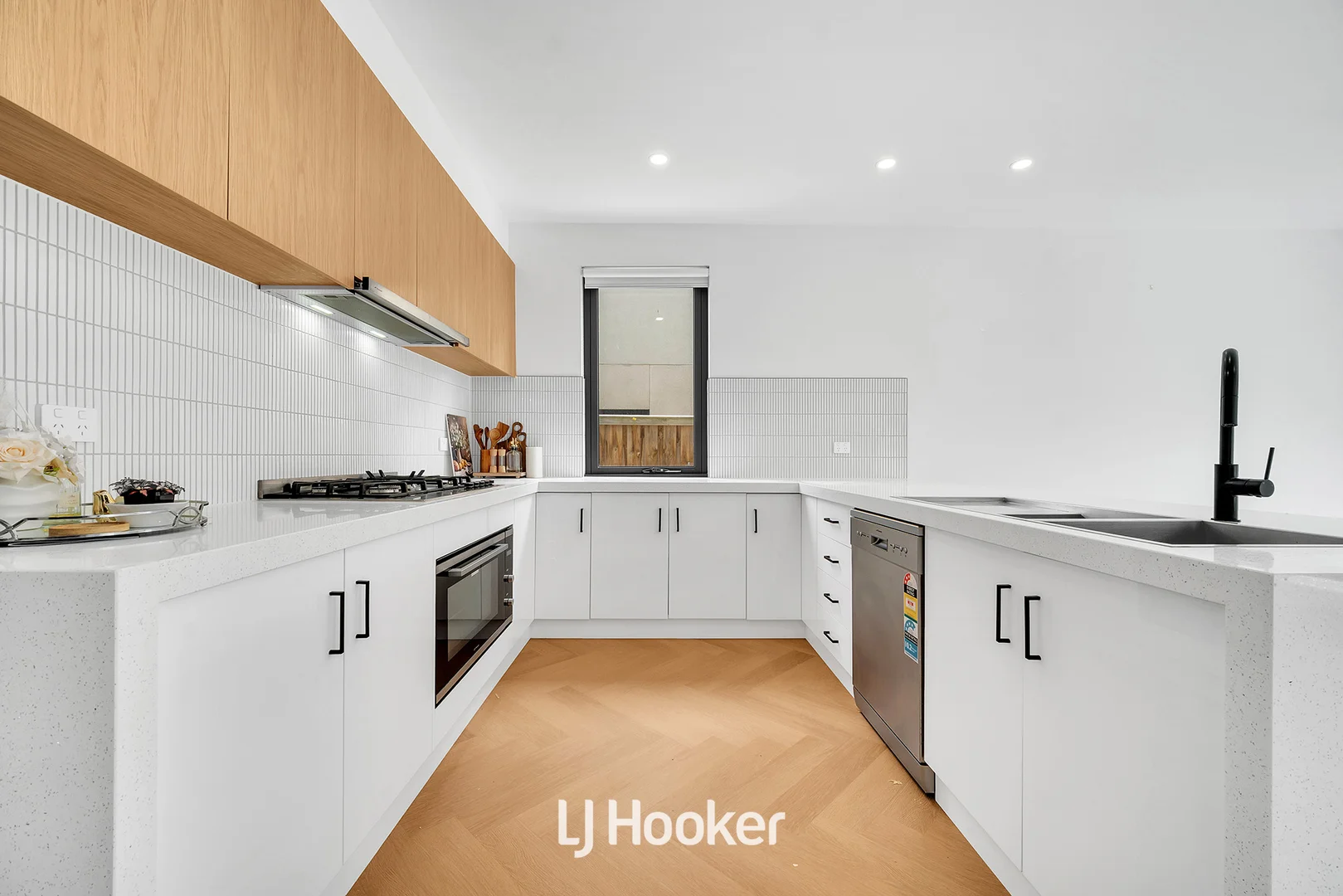 Additional image 7 of 108 Newgrange Boulevard, Clyde North VIC 3978