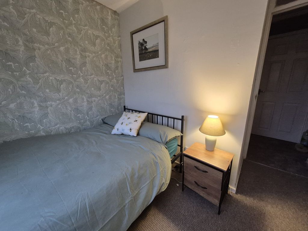 Additional image 2 of Room to rentPen Y Cae, Caerphilly CF83
